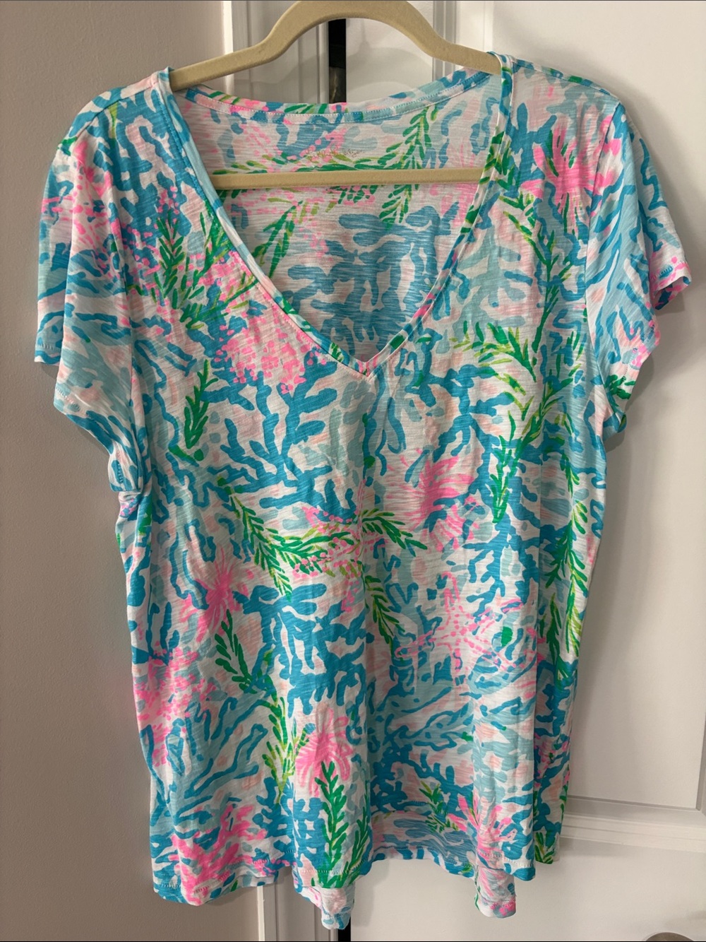 Lilly Pulitzer V-Neck Coral Reef Print Tee - Blue, Pink & Green